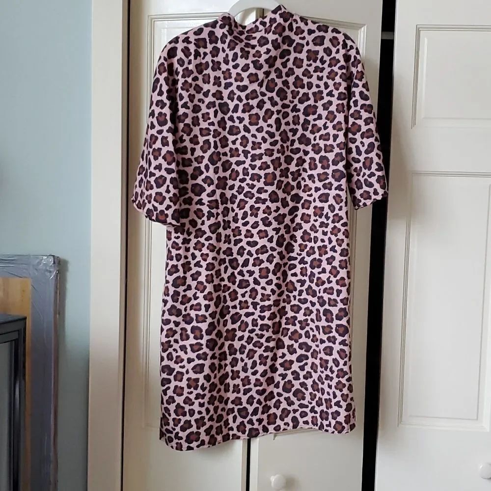 Animal Print Smock, Size M. - Picture 3 of 4